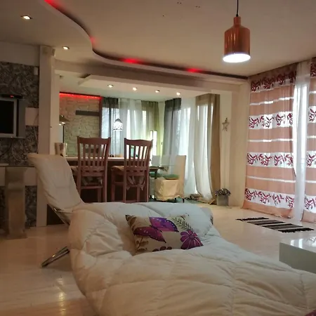 House Sapphire Homestay
