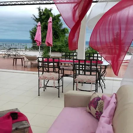 Homestay House Sapphire Golden Sands